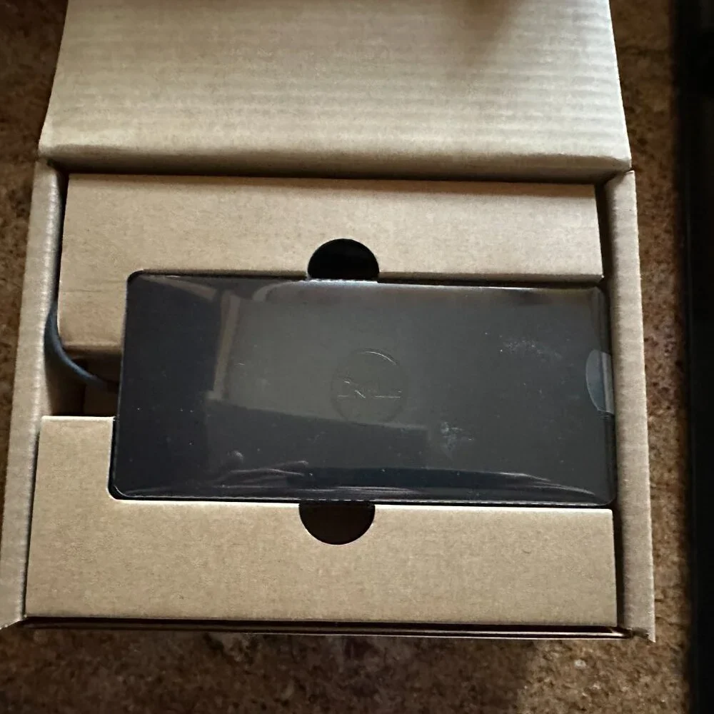Dell 6000 Universal Docking Station and Adapter Charger NWT NIB